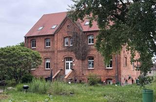 Wohnung mieten in Am Speicher, 19412 Kuhlen, freundliche 2-Zimmer-DG-Wohnung in Kuhlen-Wendorf (OT Gustävel)