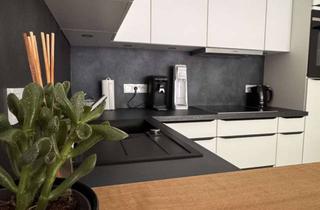 Wohnung mieten in Schützenstraße 13, 78147 Vöhrenbach, Möblierte 1-Zimmer-Wohnung im Herzen von Vöhrenbach – kernsaniert, modern & mit zwei Balkonen