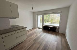 Wohnung mieten in Mozartweg, 78126 Königsfeld, Erstbezug nach Sanierung/Renovierung: 1,5-Zimmer-Whg. (rd. 34 m2) mit Einbauküche in schöner Lage
