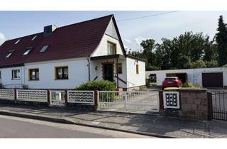 Doppelhaushälfte kaufen in 06862 Roßlau, Doppelhaushälfte Bj. 1976 mit 120qm Wfl., viel Nutzfl., gr. Grundstück in ruhiger Lage