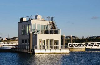 Haus kaufen in Schleidamm 17B, 24376 Kappeln, Schwimmendes Ferienhaus auf der Ostsee mit Bootsliegeplatz direkt am Haus