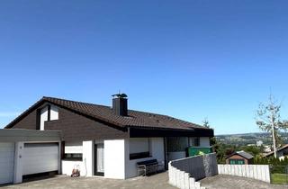 Haus kaufen in Hirschstraße, 88250 Weingarten, Begehrte Aussichtslage "Wohngebiet Vorderochsen" - Ein- / Zweifamilienhaus - Tolles Eckgrundstück!
