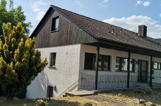 Einfamilienhaus kaufen in 63776 Mömbris, Mömbris - Einfamilienhaus mit Einliegerwohnung - vielseitig nutzbar.