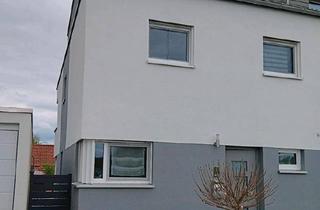 Haus kaufen in 92660 Neustadt, Neustadt an der Waldnaab - BJ 2020 - Provisionsfreies Reihenendhaus mit PV-Anlage in NEW