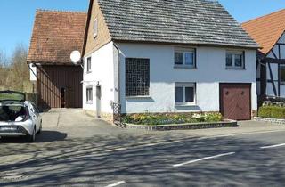Haus kaufen in 36320 Kirtorf, Kirtorf - Haus mit Scheune und Garten in 36320 Kirtorf Alsfeld