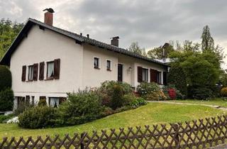 Einfamilienhaus kaufen in 31812 Bad Pyrmont, Bad Pyrmont - Einfamilienhaus in zauberhafter Lage mit liebevoller Grünanlage