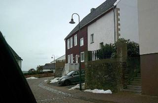 Haus kaufen in 33142 Büren, Büren - GROSSES HAUS MIT POTENZIAL ca.435 m2 ges.räume.