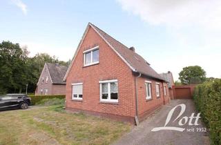 Einfamilienhaus kaufen in 26689 Apen, Apen/ Roggenmoor - +++ Teilmodernisiertes Einfamilienhaus mit Nebengebäude und großem Grundstück (ca. 1.945 m²) +++