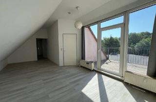 Wohnung mieten in Altstadt 19, 16356 Werneuchen, Werneuchen - 2 Zimmer Wohnung mit Balkon 54qm