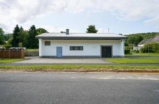 Haus kaufen in 35649 Bischoffen, Bischoffen - Vielseitig nutzbare Immobilie mit großem Grundstück