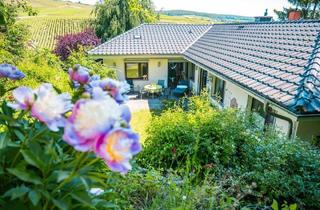 Doppelhaushälfte kaufen in 65343 Eltville, Eltville am Rhein - Raum für alle Generationen - moderne, hochwertige Doppelhaushälfte mit zwei Einliegerwohnungen!