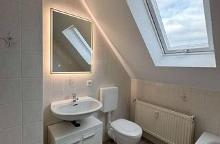 Wohnung mieten in Bitterfelder Straße, 04509 Löbnitz, frisch sanierte, geräumige 2-Zimmer DG-Wohnung in Löbnitz