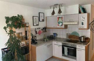 Wohnung mieten in 71672 Marbach, Gepflegte 2-Zimmer-Hochparterre-Wohnung mit Einbauküche in Marbach am Neckar