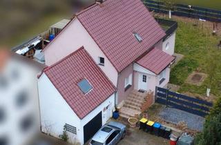 Haus kaufen in 32689 Kalletal, Attraktives Ein/Zweifamilienhaus in Kalletal mit Sauna und Kamin für die Familie