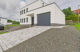 Villa kaufen in Auf Dem Hähnchen, 54570 Kalenborn-Scheuern, Erstbezug ! Design-Villa im grünen Wohnparadies