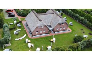 Haus kaufen in Uasterstigh 50, 25946 Nebel, Hotel/ Pension unter Reet