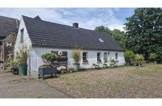 Anlageobjekt in 47495 Rheinberg, Wohnimmobilie in Rheinberg – Hof mit Wohnhaus, Reitplatz & viel Potenzial