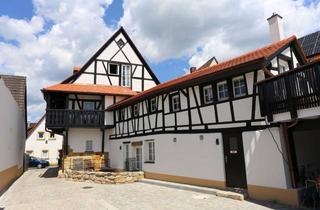 Wohnung mieten in Bachgasse 21, 96103 Hallstadt, Wohnung mit Dachterrasse im Baudenkmal in Hallstadt