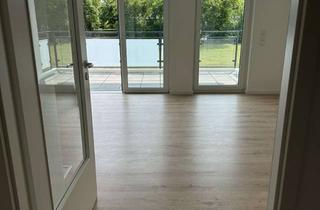 Wohnung mieten in Ottokar-Domma-Weg, 15566 Schöneiche, Barrierefreie 2-Raum-Wohnung mit gehobener Innenausstattung und Balkon in Schöneiche bei Berlin