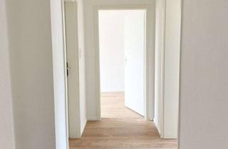 Wohnung mieten in Königsberger Str. 36, 31061 Alfeld, Zweitbezug nach Sanierung! 4-Zimmer-Wohnung mit Balkon zu vermieten!