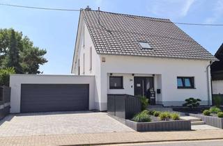 Haus kaufen in 66450 Bexbach, Repräsentatives lichtdurchflutetes Komforthaus in idyllischer Stadtrandlage