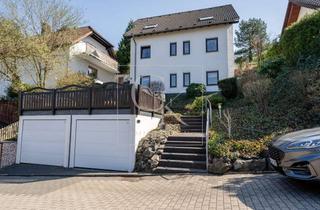 Haus kaufen in 56659 Burgbrohl, Freistehendes Ein-/ Zweifamilienhaus in idyllischer Waldrandlage