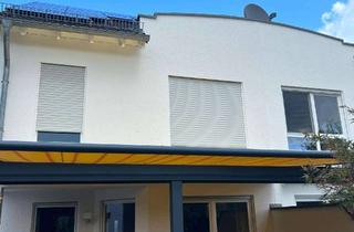 Einfamilienhaus kaufen in 53859 Niederkassel, Traumhaftes Einfamilienhaus in Toplage von Niederkassel– Feldrand, Familienidylle & Energieeffizienz