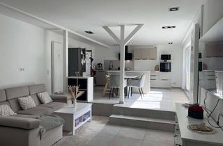 Haus mieten in 51379 Opladen, Attraktives und neuwertiges 4-Zimmer-Haus mit gehobener Innenausstattung in Leverkusen