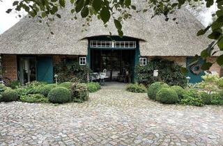 Bauernhaus kaufen in 23738 Beschendorf, Beschendorf - Reetdachtraum mit großem Garten in Ostseenähe