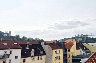 Wohnung kaufen in Eichendorffstr. 14, 97072 Würzburg, Würzburg - Über den Dächern Würzburgs! Einmalige Gelegenheit mit atemberaubenden Ausblick!