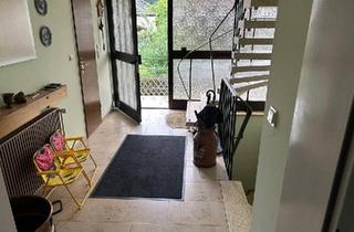Haus kaufen in 34516 Vöhl, Vöhl - Eckgrundstück, Top Lage, Massiv-Wohnhaus freistehend zu verkaufen