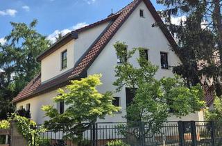 Einfamilienhaus kaufen in 14532 Kleinmachnow, Kleinmachnow - Charmantes, saniertes Einfamilienhaus, gute Lage, prov.- frei !!!