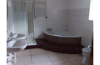 Wohnung kaufen in 95478 Kemnath, Kemnath - Altbauhaus in Kemnath - 6 Zimmer, Vorgarten & Garage, Ölheizung