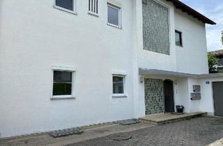 Wohnung kaufen in 83024 Rosenheim, Rosenheim - Attraktives Immobilienpaket in Rosenheim-Fürstätt: Zwei Wohneinhe