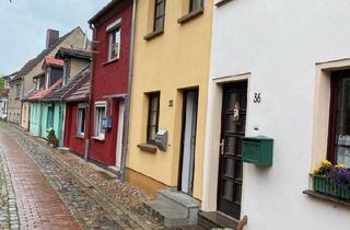 Haus kaufen in 18356 Barth, Barth - Zwei Häuser in Barth in bevorzugter Lage mit Hafenblick.