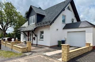 Einfamilienhaus kaufen in 59929 Brilon, Brilon - Einfamilienhaus mit viel Platz, Komfort und Wohlfühlfaktor