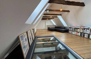 Wohnung kaufen in 45239 Werden, Goldene Aussicht! - wohnen im modernisiertem Altbau mit Stilelementen und großer Dachterrasse