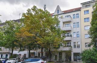 Wohnung kaufen in Mecklenburgische Straße 87/88, 10713 Wilmersdorf, 2-ZIMMER-WOHNUNG IM HOCHPARTERRE MIT BALKON IM RUHIGEN HINTERHAUS IN WILMERSDORF - PROVISIONSFREI