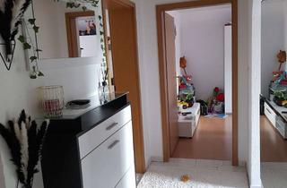 Wohnung kaufen in 83301 Traunreut, 3-Zimmer-Eigentumswohnung in zentraler Lage