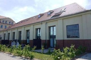 Wohnung kaufen in Funkerberg, 15711 Königs Wusterhausen, BEZUGSFREI! "Am Funkerberg" - Quadrillenhalle: Stilvolle 2-Zimmer-Wohnung mit Gartenterrasse