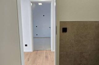 Wohnung kaufen in Aussiger Str. 12c, 93073 Neutraubling, frisch sanierte DACHTERRASSEN-Wohnung 1,5 Zimmer in Neutraubling bei Regensburg