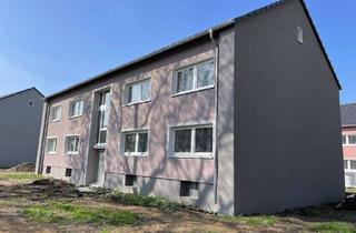 Sozialwohnungen mieten in Drüenstraße 53, 47506 Neukirchen-Vluyn, Erstbezug nach Modernisierung - ideal für kleine Familien (WBS erforderlich)
