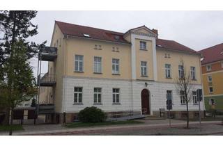Wohnung mieten in 02906 Niesky, 4-Zimmer-Dachgeschosswohnung mit gehobener Innenausstattung in Niesky