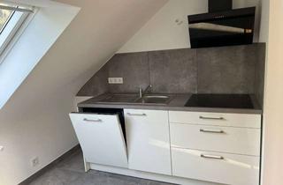 Wohnung mieten in 66424 Homburg, 3-Zimmer-Dachgeschosswohnung mit Einbauküche in Homburg