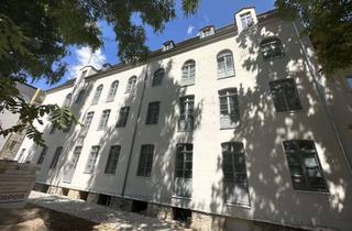 Wohnung mieten in Bismarckstraße 8 HH, 02826 Innenstadt, Großzügige 4-Raum-Erdgeschoss-Terrassenwohnung im ruhigen Hinterhaus, mit Stellplatz & Tageslichtbad