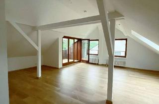 Wohnung mieten in Langenhorner Chaussee 484, 22419 Langenhorn, Großzügige Dachgeschosswohnung mit Loggia