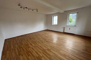 Wohnung mieten in 96472 Rödental, Große 5-Zimmerwohnung über 2 Etagen in Einberg!