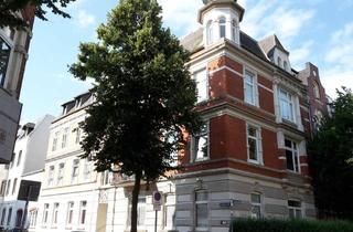 Wohnung mieten in Augustastr., 24534 Innenstadt, Hochwertig 3-Zi. Whg. in stilvollem Altbau