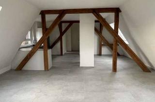 Wohnung mieten in Eppingerstr. 30, 76684 Östringen, Geräumige 2-Zimmer-DG-Wohnung in Östringen