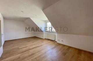 Wohnung mieten in Essener Straße 14, 01159 Naußlitz, **Helle 1-Zimmer-Dachgeschosswohnung mit EBK & Tageslichtbad in Dresden-Naußlitz**
